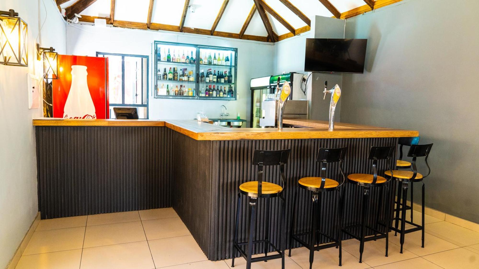 Windhoek Gardens Boutique Hotel Экстерьер фото
