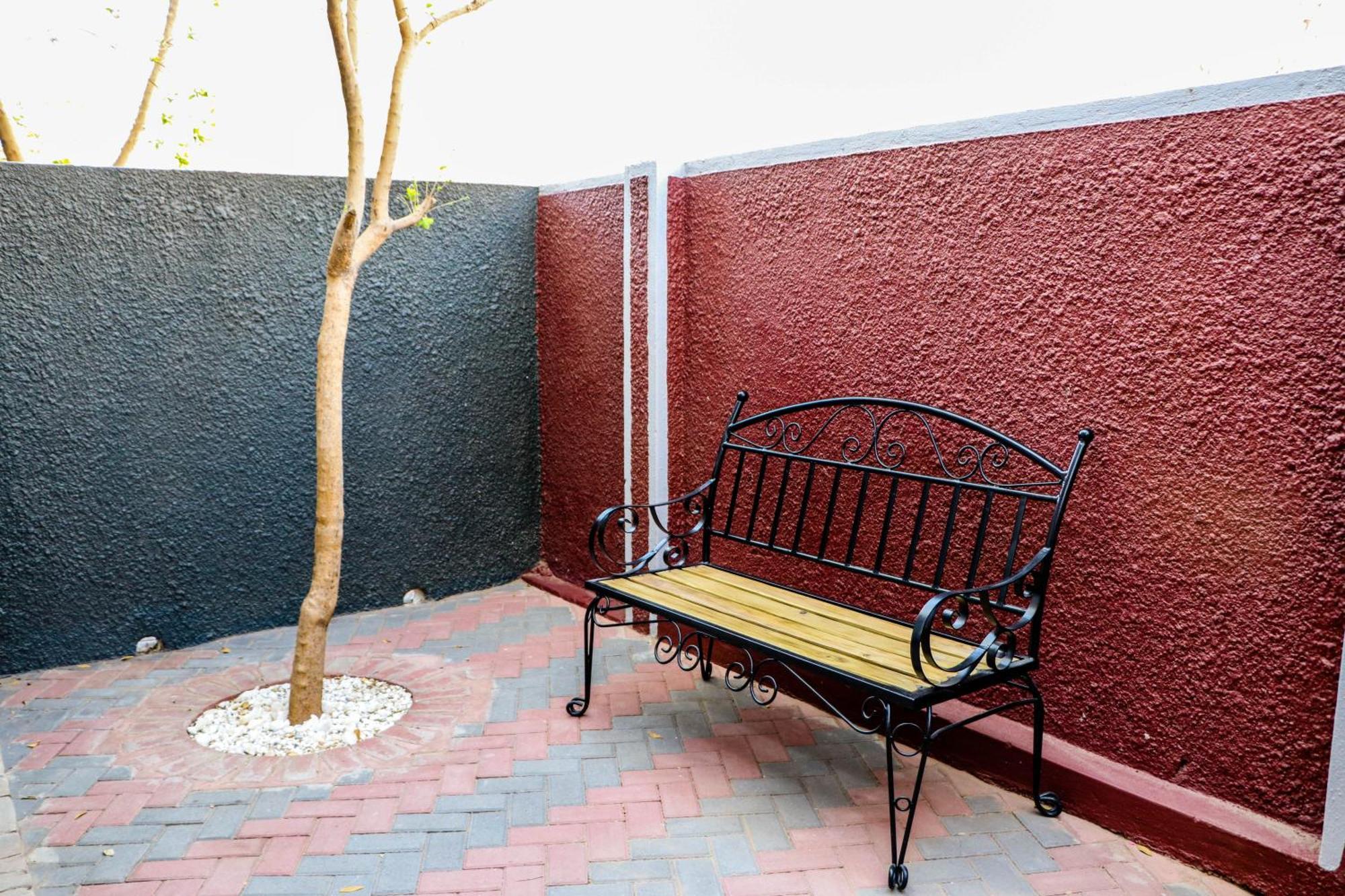 Windhoek Gardens Boutique Hotel Экстерьер фото